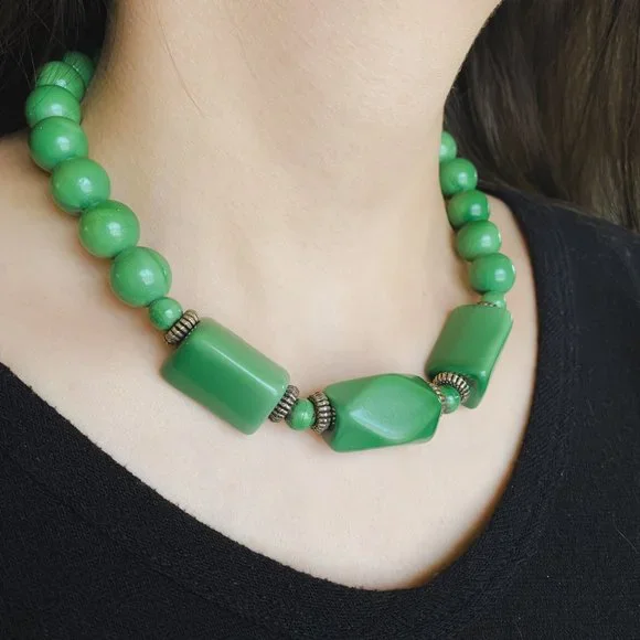 Vintage Green Acrylic Chunky Beaded Geometric Choker Collar Retro Funky Necklace - Picture 9 of 10